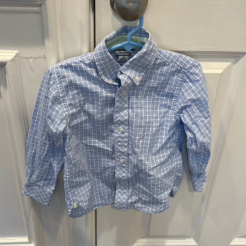 Like new size 3T heartstrings, blue and white Oxford, button-down shirt